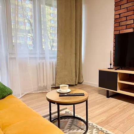Apartment Szarych Szeregow *